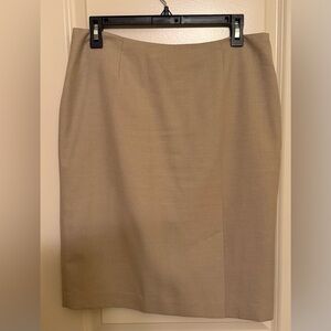 Kasper Women's Pencil Skirt in Tan